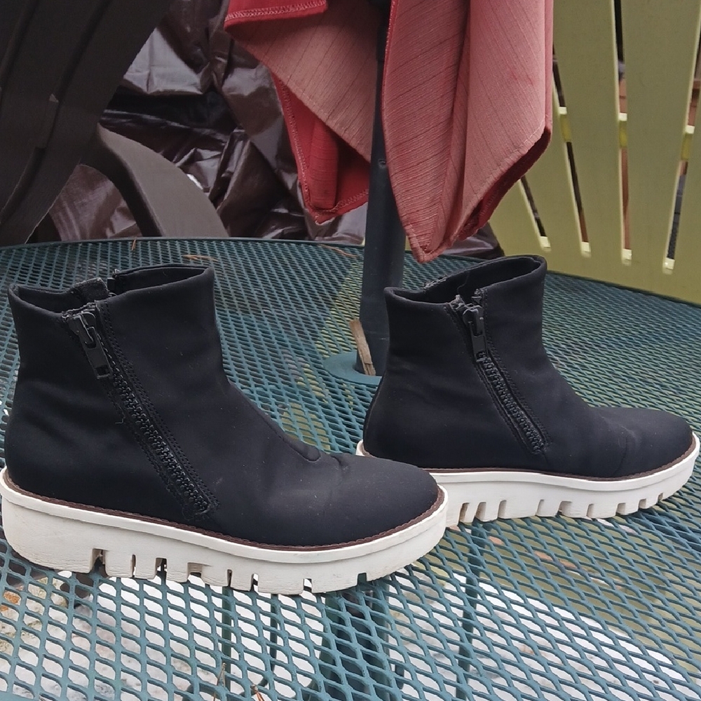Fitflop Black and White Ankle Boots